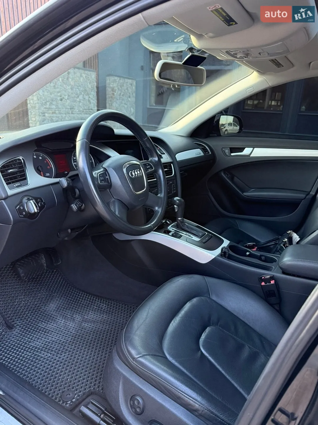 2010 Audi A4 - мініатюра 15