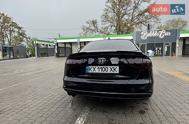 Седан Audi A4 2015 в Харькове