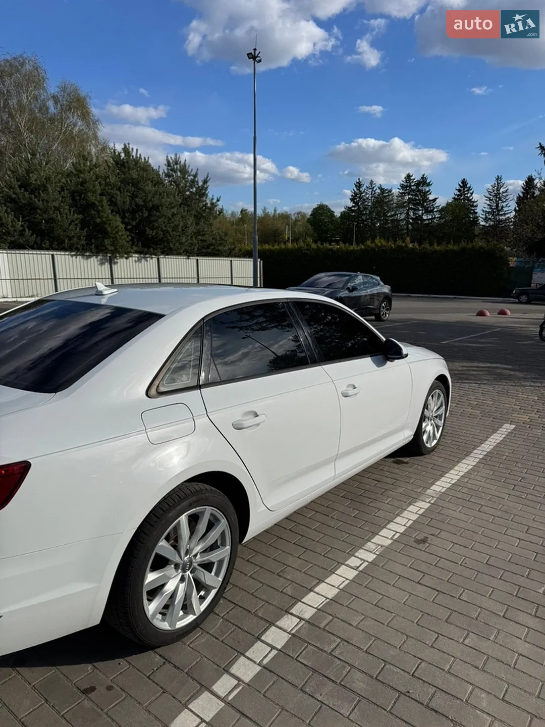 2016 Audi A4 - мініатюра 4