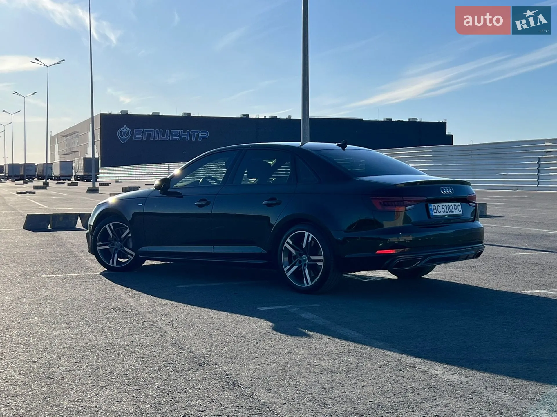 2017 Audi A4 - мініатюра 3