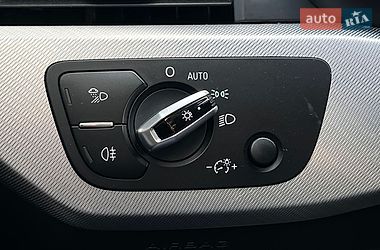 Седан Audi A4 2016 в Львове