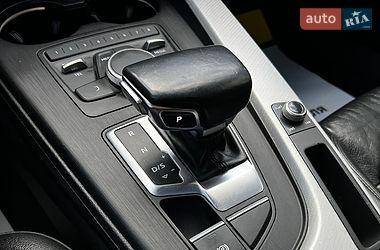 Седан Audi A4 2016 в Львове