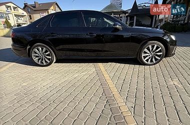 Седан Audi A4 2021 в Ивано-Франковске