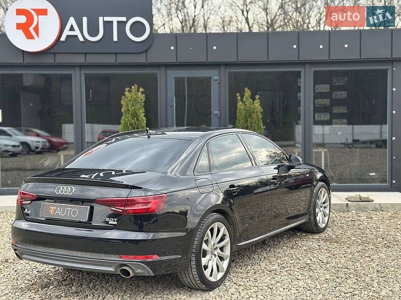 Седан Audi A4 2017 в Львове