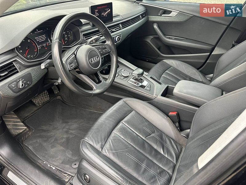 Седан Audi A4 2017 в Львове