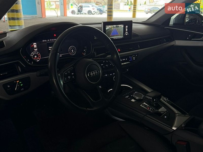 Седан Audi A4 2018 в Харькове