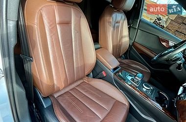 Седан Audi A4 2017 в Львове