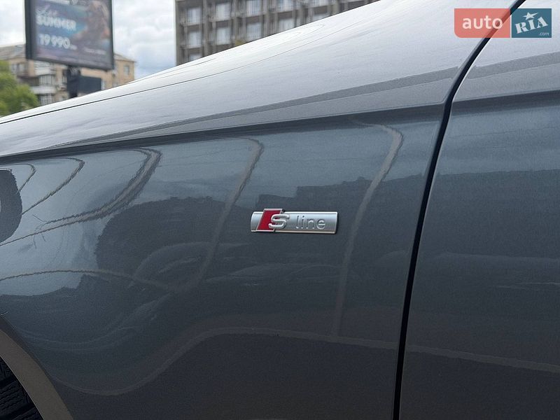 Седан Audi A4 2015 в Києві