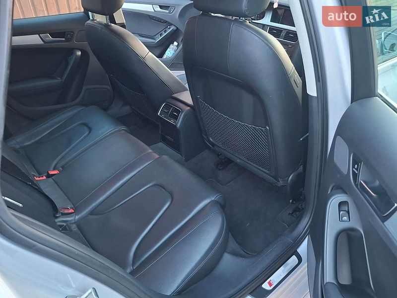 Седан Audi A4 2012 в Кагарлику