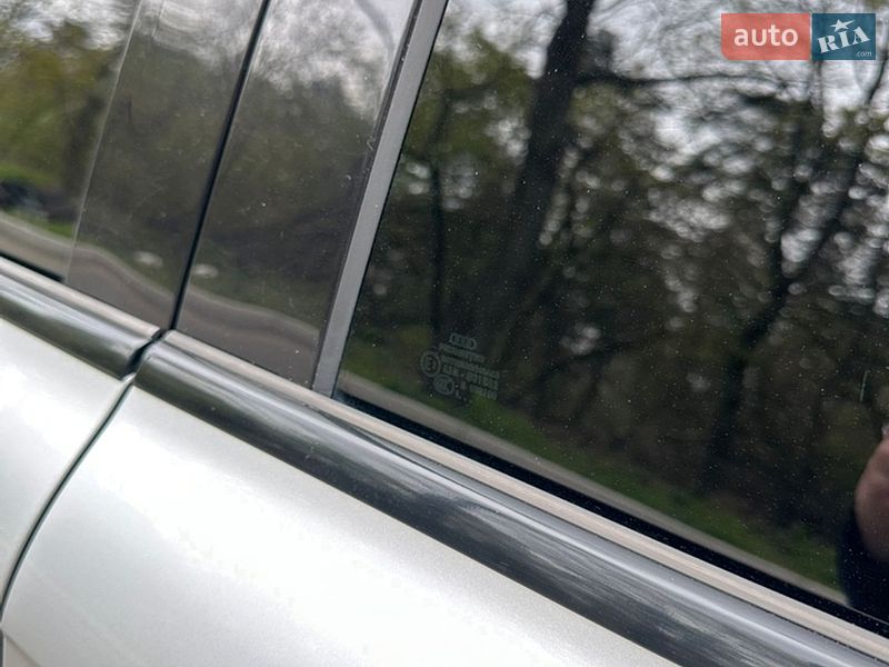 Седан Audi A4 2011 в Киеве