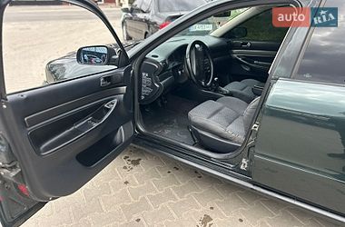 Седан Audi A4 1996 в Хмельницком