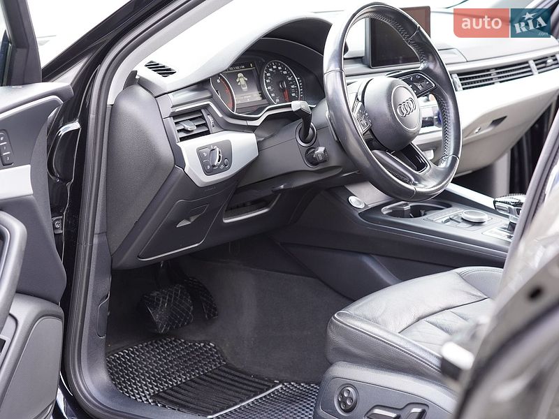 Седан Audi A4 2016 в Киеве