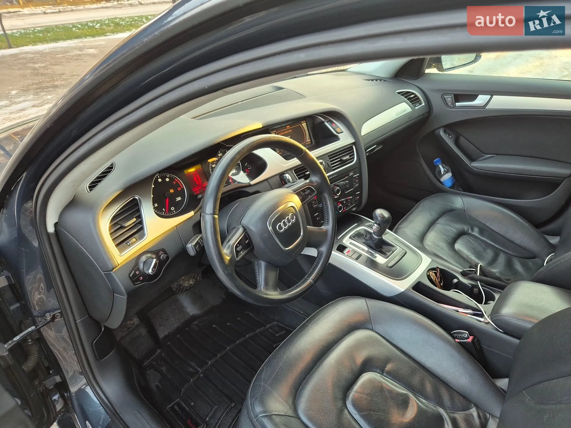 2010 Audi A4 - мініатюра 6