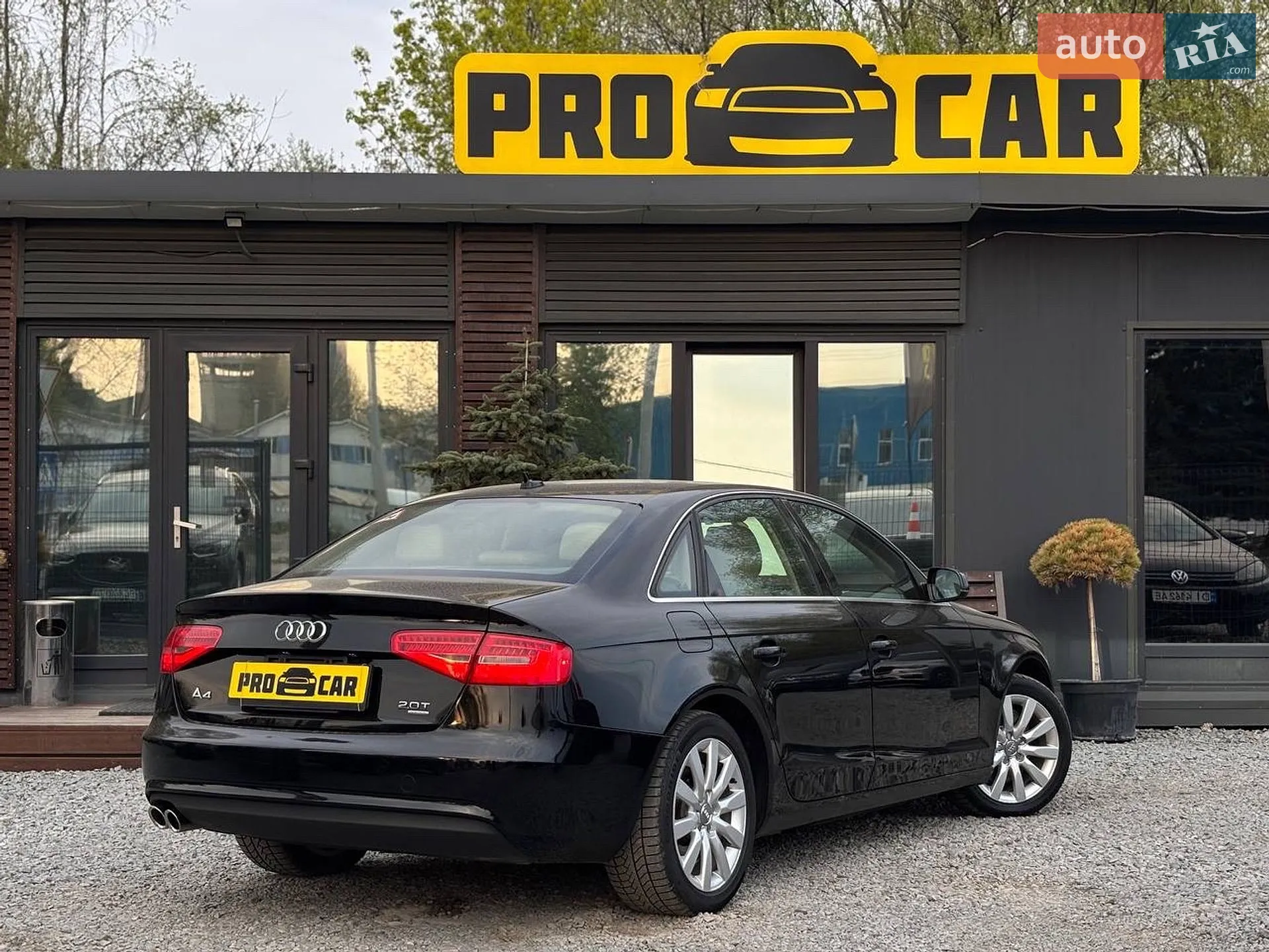 2012 Audi A4 - мініатюра 3