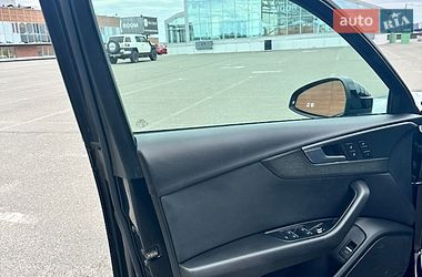 Седан Audi A4 2016 в Киеве