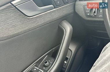 Седан Audi A4 2016 в Киеве