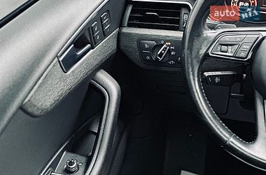 Седан Audi A4 2016 в Кременчуге