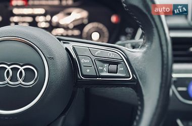 Седан Audi A4 2016 в Кременчуге