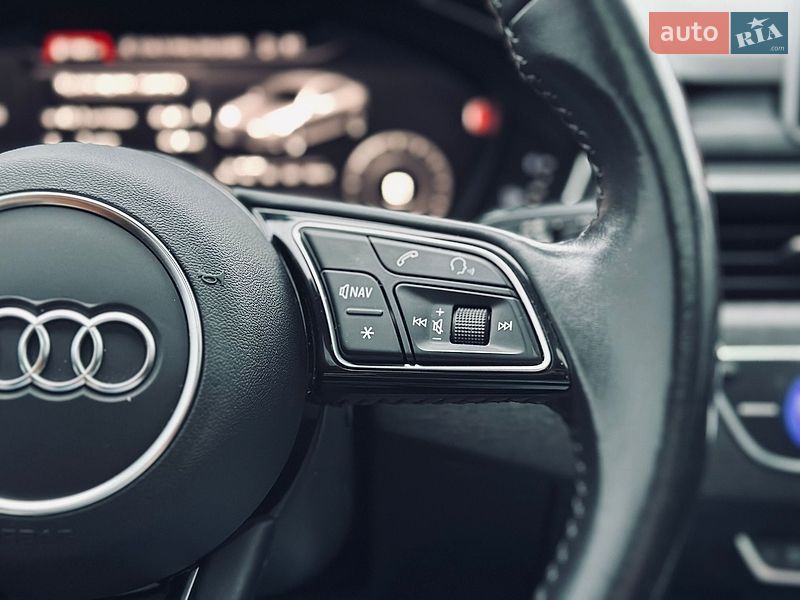 Седан Audi A4 2016 в Кременчуге