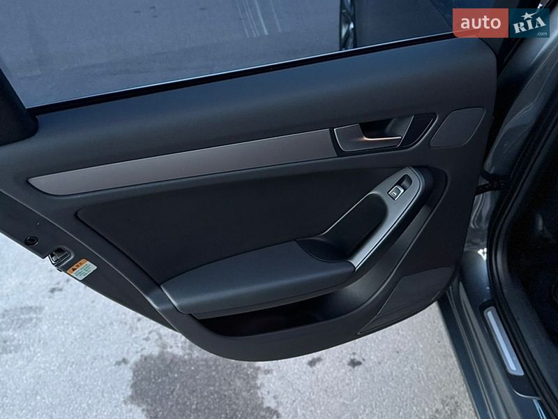 Седан Audi A4 2014 в Золотоноше