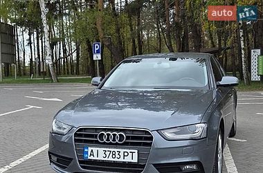 Седан Audi A4 2012 в Києві