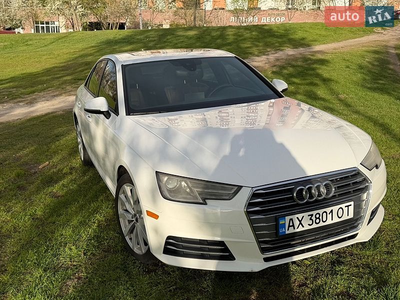 Седан Audi A4 2017 в Киеве