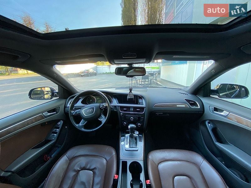 Седан Audi A4 2012 в Києві