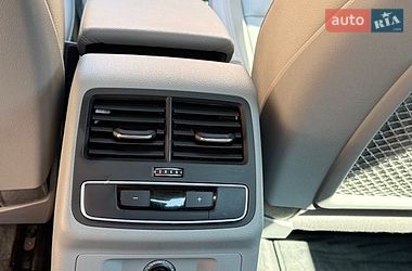 Седан Audi A4 2018 в Тернополі