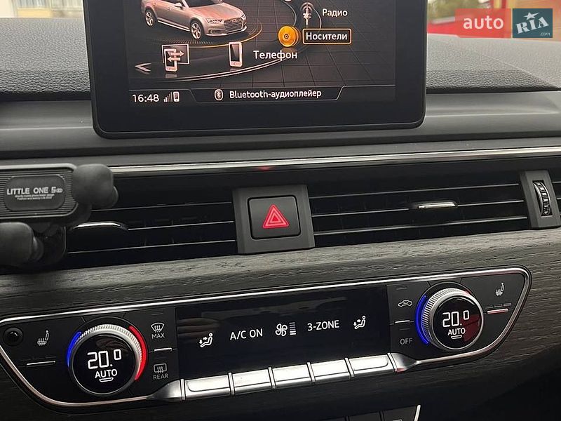 Седан Audi A4 2017 в Харкові