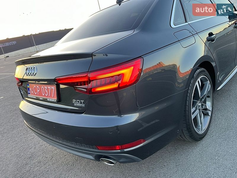 Седан Audi A4 2017 в Львове