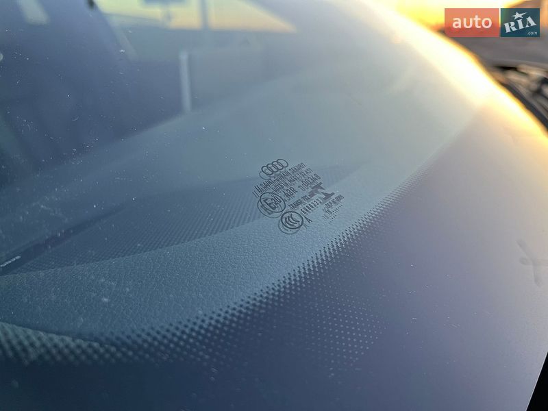 Седан Audi A4 2017 в Львове