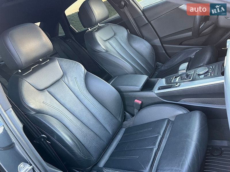 Седан Audi A4 2017 в Львове