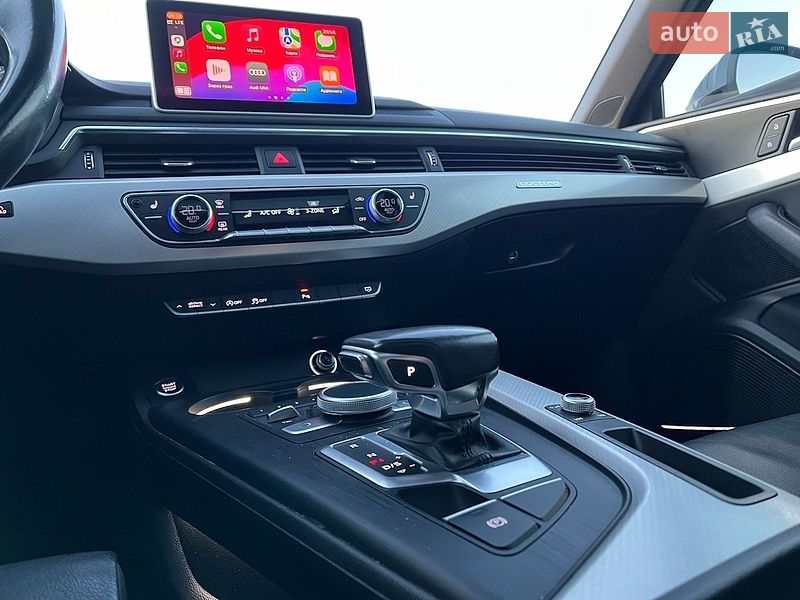 Седан Audi A4 2017 в Львове