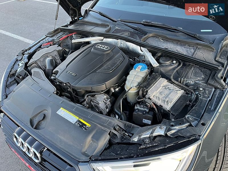 Седан Audi A4 2017 в Львове