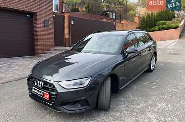 Универсал Audi A4 2020 в Киеве