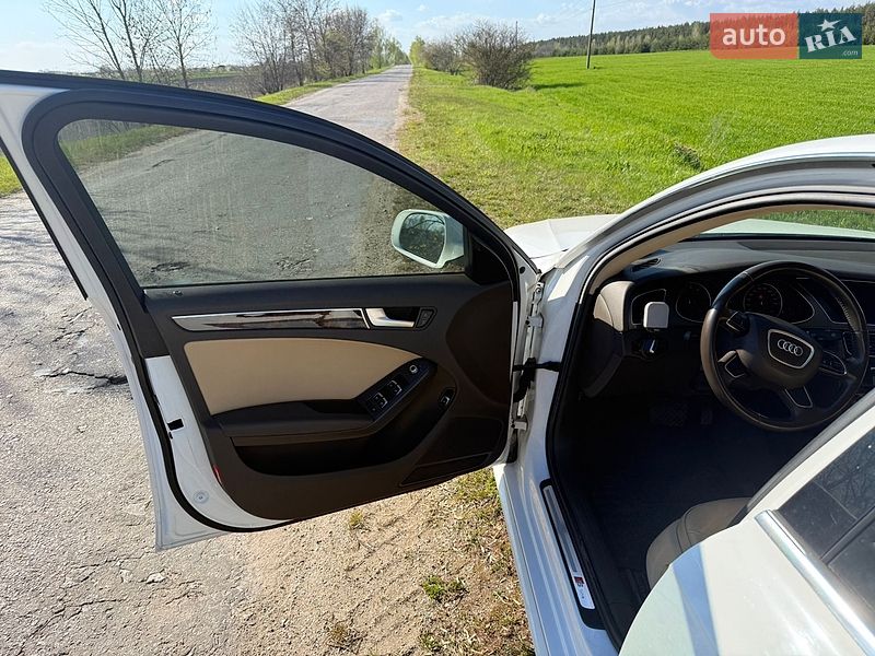 Седан Audi A4 2013 в Вінниці