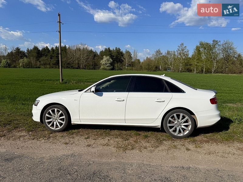 Седан Audi A4 2013 в Вінниці