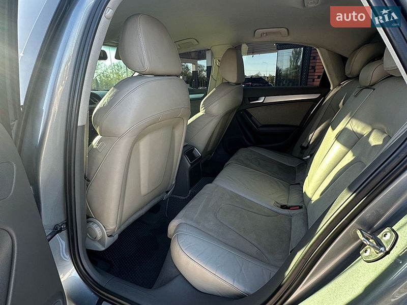 Седан Audi A4 2008 в Звягелі
