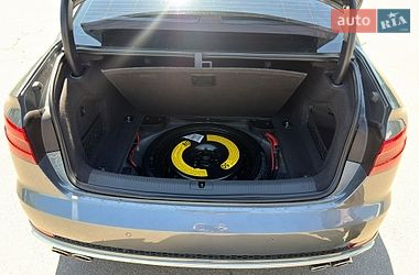 Седан Audi A4 2016 в Кривом Роге