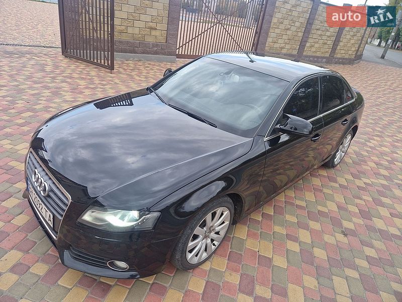 Седан Audi A4 2009 в Днепре