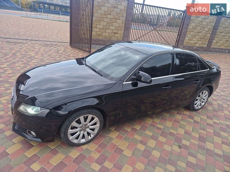 Седан Audi A4 2009 в Днепре