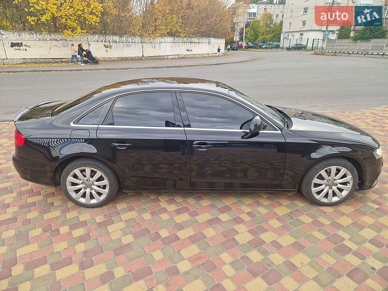 Седан Audi A4 2009 в Днепре