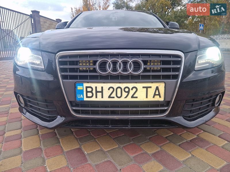 Седан Audi A4 2009 в Днепре