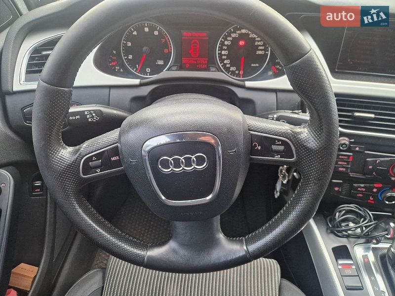 Седан Audi A4 2009 в Днепре