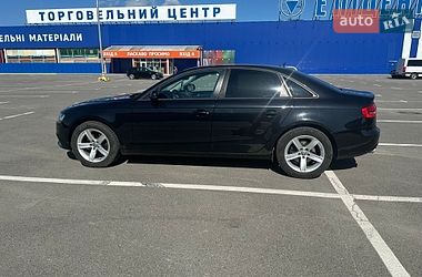 Седан Audi A4 2014 в Кам'янець-Подільському