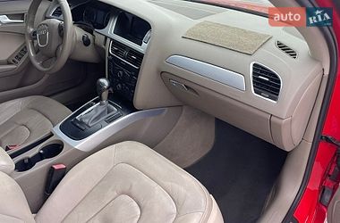 Седан Audi A4 2012 в Киеве