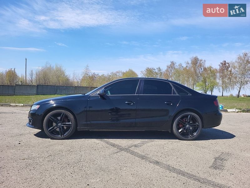 Седан Audi A4 2010 в Сумах