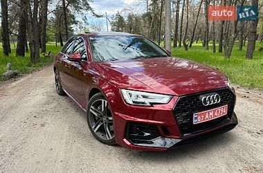 Седан Audi A4 2017 в Каменском