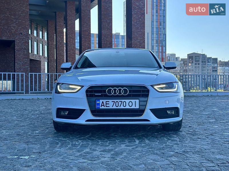 2013 Audi A4, VIN WAUFFAFL2DA107287:plate — фото 1 (autoria)