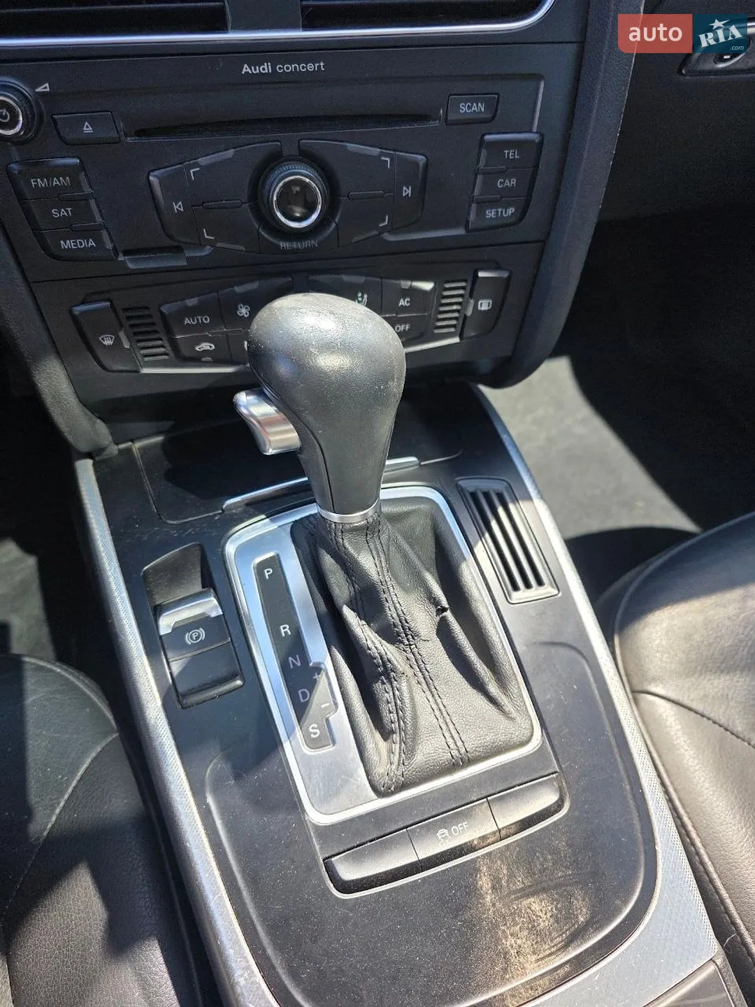 2011 Audi A4 - мініатюра 9